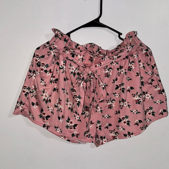 TWO PIECE FLORAL SET! - Picture 2 of 2